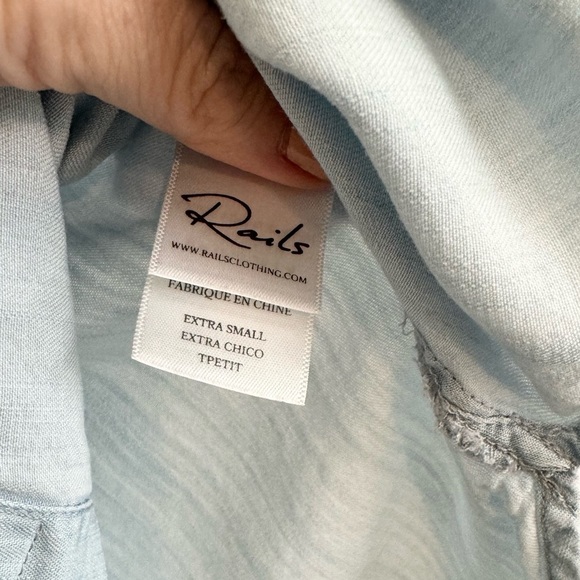 Rails Savannah Button Down Dress in Light Vintage Wash Extra Small Lyocell - Picture 3 of 10